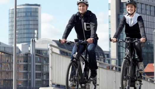 Studie: E-Bikes bei jungen Leuten und Ü55 am beliebtesten