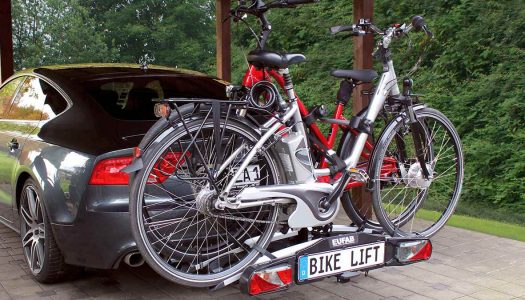 Eufab mit elektrisch absenkbaren E-Bike Fahrradträger