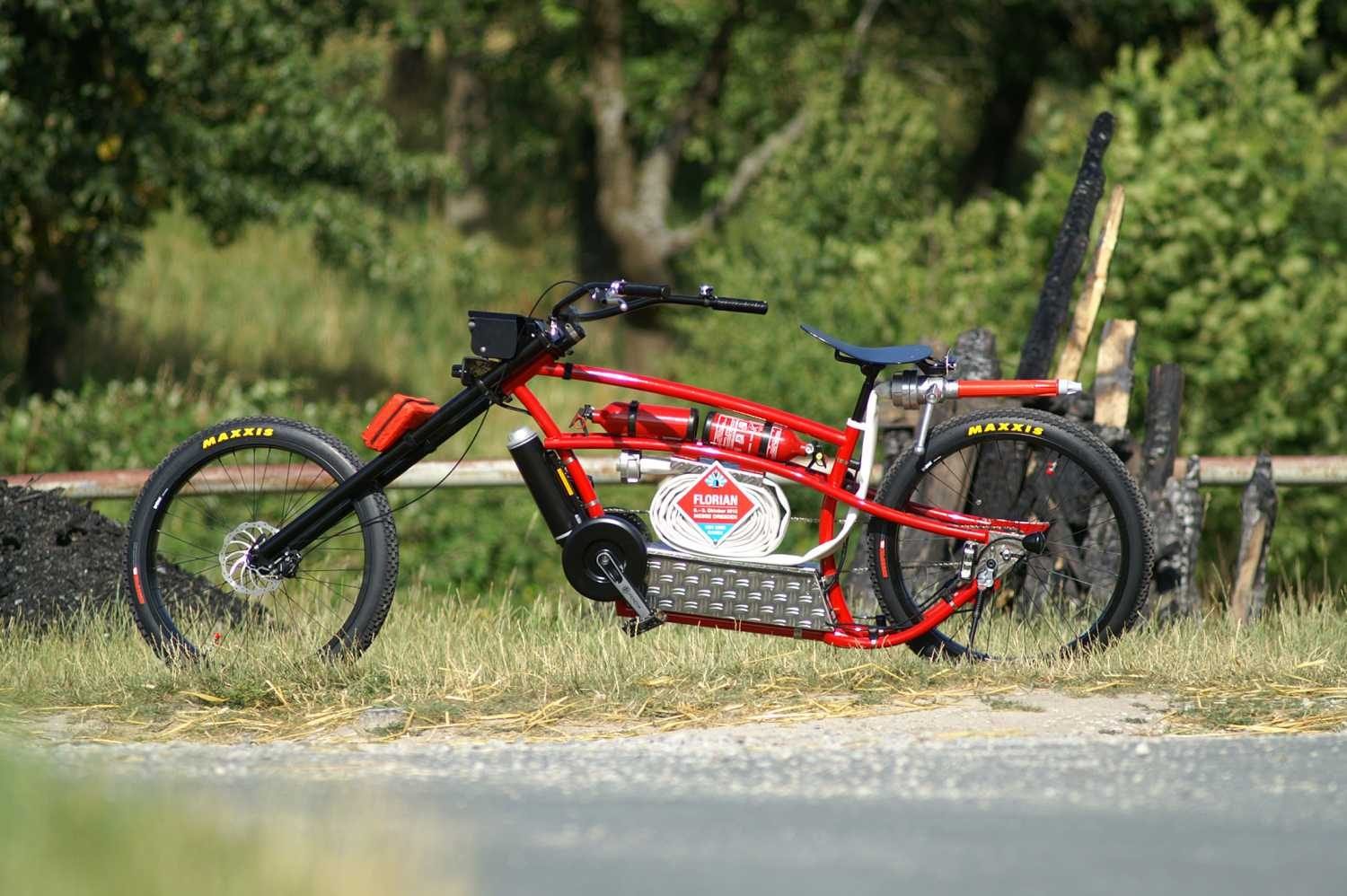 Premiere: Feuerwehr-E-Bike als Hingucker zur Nachwuchsgewinnung - Pedelecs  und E-Bikes