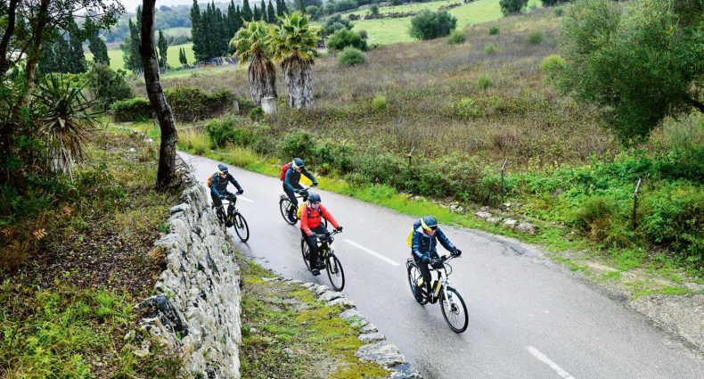 Trekking-E-Bikes im Test der Stiftung Warentest