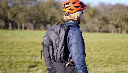 VAUDE eBracket 28 Rucksack für E-Biker im Hands-On