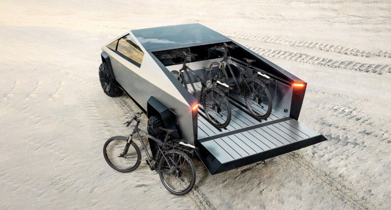 RLE TESLA CYBERTRUCK