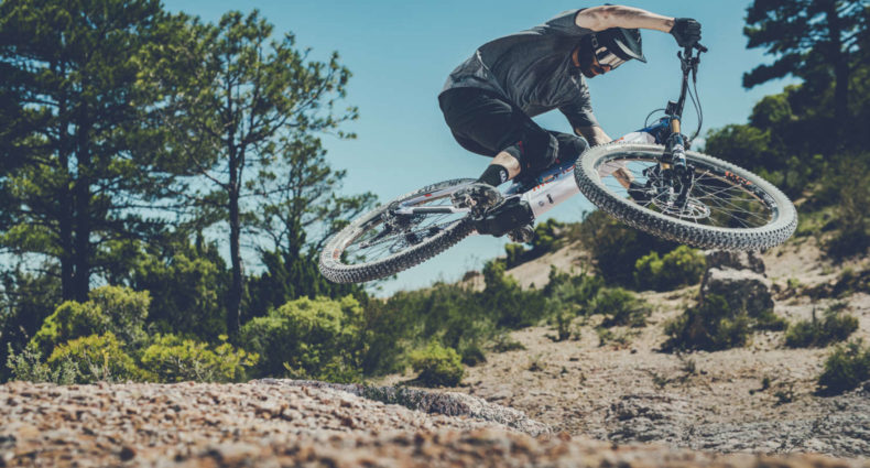 Mondraker Dusk RR and Dusk R 2021