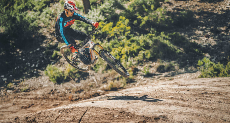 Mondraker und Troy Lee Designs 2021 Kollektion