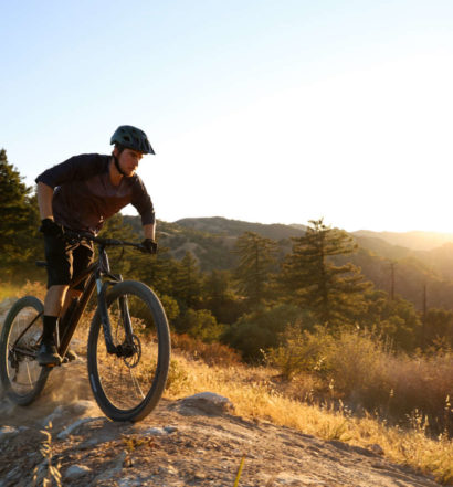 Giant Path Helmet 2022