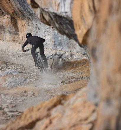 Kilian Bron Mineral Commencal 2022