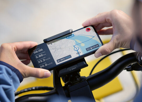 Bosch SmartphoneGrip 2022