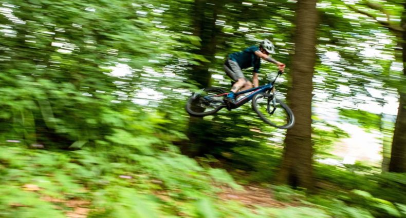 Pivot Shuttle SL 2023