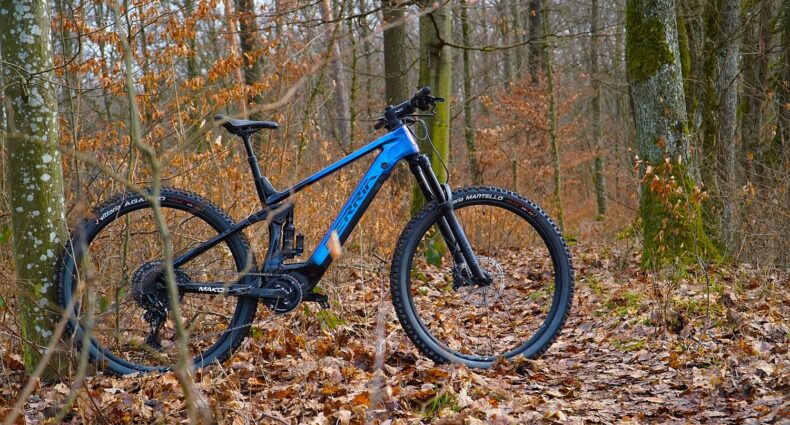 Berria Mako Hybrid GT 6 2023 Test