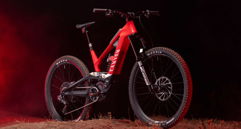 Canyon Torque:ON CF 2023