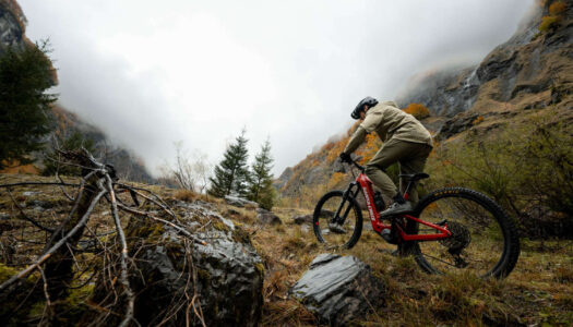 Video: Eine Ode an die Alpen auf dem Santa Cruz Heckler