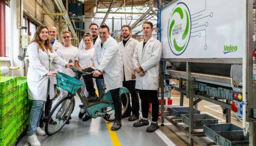 Valeo und Smovengo: Gemeinsamer Einsatz für die Kreislaufwirtschaft von Vélib’ E-Bike-Komponenten