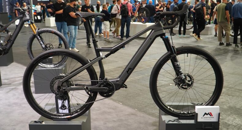 M1 Sporttechnik 2025 auf der Eurobike 2024