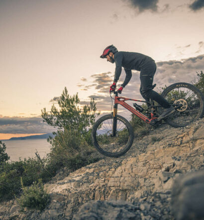 Mondraker Crafty Carbon 2025