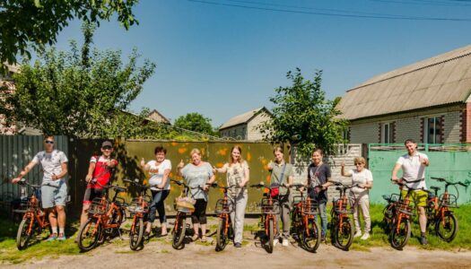 Tern unterstützt NGOs, Hilfskräfte und Familien in der Ukraine mit Cargobikes