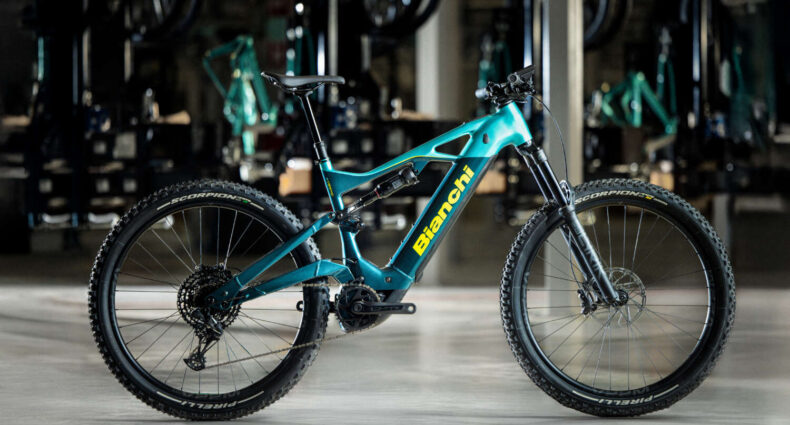 Bianchi e-Vertic FX 2025