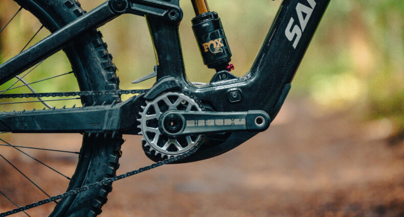 Helix Race Carbon e*spec 2025