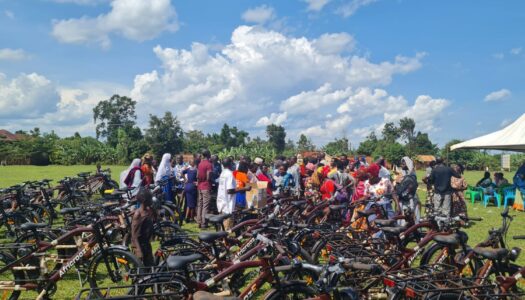 Stimmen aus Afrika: so verändern AfricroozE E-Bikes den Alltag