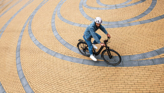 Lange Wartezeiten, stagnierende Sicherheit: Radfahren in Deutschland unter Druck