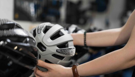 Neue Helm-Tech überholt die Norm & die trügerische Sicherheit im E-Bike-Boom