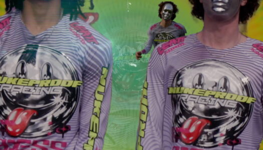 Leatt bringt 80er-Vibes in den Downhill-Sport