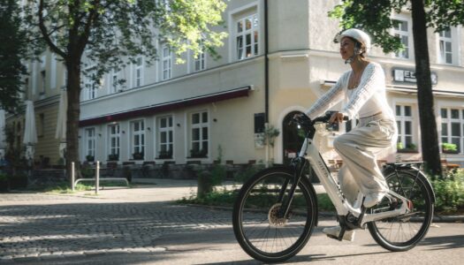 Aventon 2027 – Naro als smartes E-Citybike für den urbanen Alltag vorgestellt