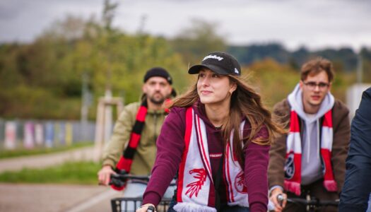 JobRad und SC Freiburg weiten Fahrrad-Fan-Aktion aus