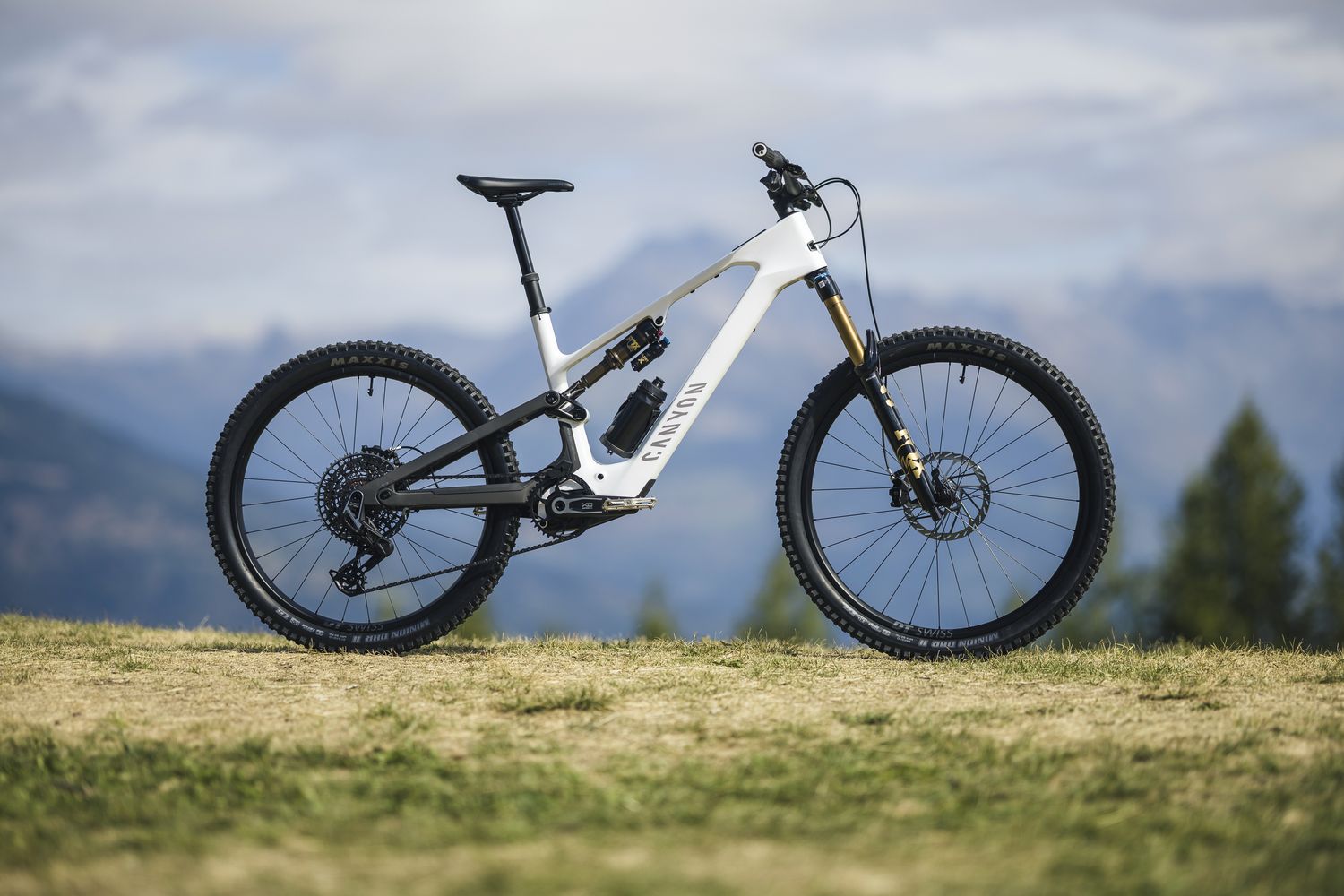 Canyon Spectral:ON CF9